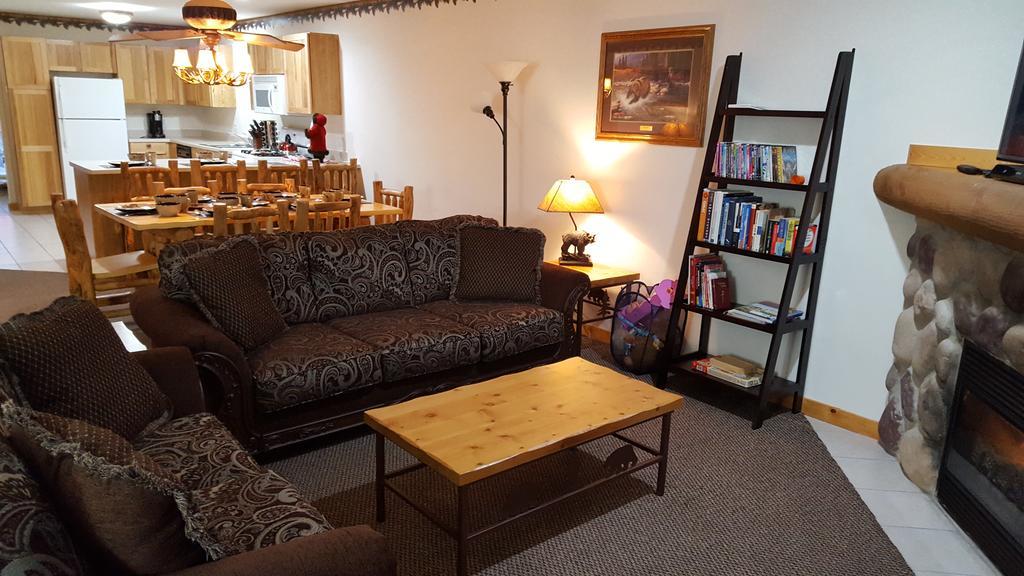 2Br Rustic Villa Utica Eksteriør bilde