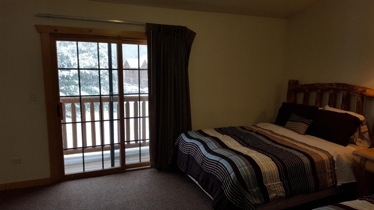 2Br Rustic Villa Utica Eksteriør bilde